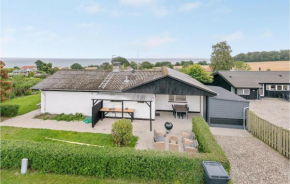 3 Bedroom Lovely Home In Augustenborg